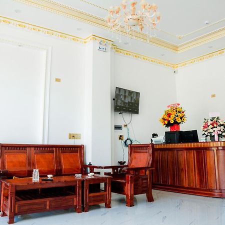 Chau Ngoc Vien Hotel - Bien My Khe - Quảng Ngãi Exterior photo