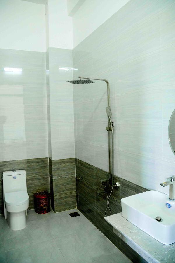 Chau Ngoc Vien Hotel - Bien My Khe - Quảng Ngãi Exterior photo